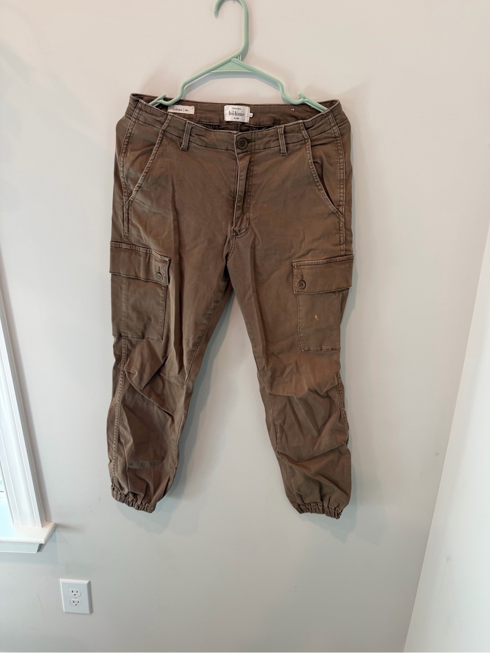 Women’s Olive Cargo Jogger Pants